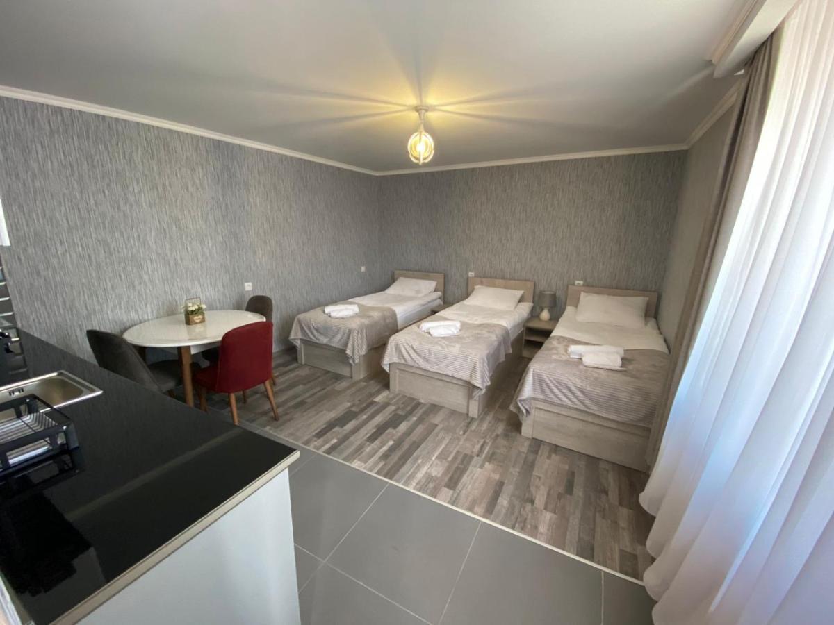 Apartments Gio-Nika Степанцмінда Екстер'єр фото